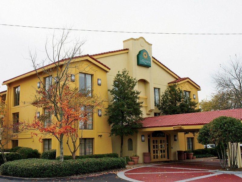 Budget Inn & Suite Atlanta Marietta Stadium Exterior photo